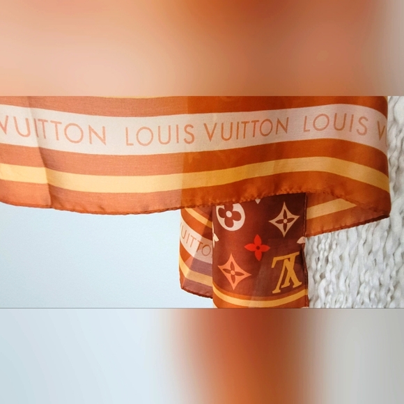 Louis Vuitton Silk Scarf - Picture 6 of 15